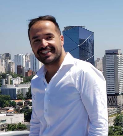 Manuel Torres, Sales Engineering Director